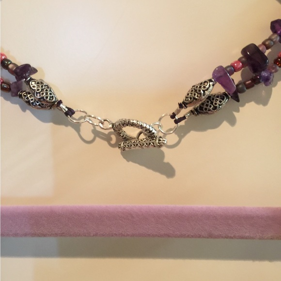 Goddess symbol with Peruvian ceramic focal piece, ametheyst chips - Picture 3 of 8